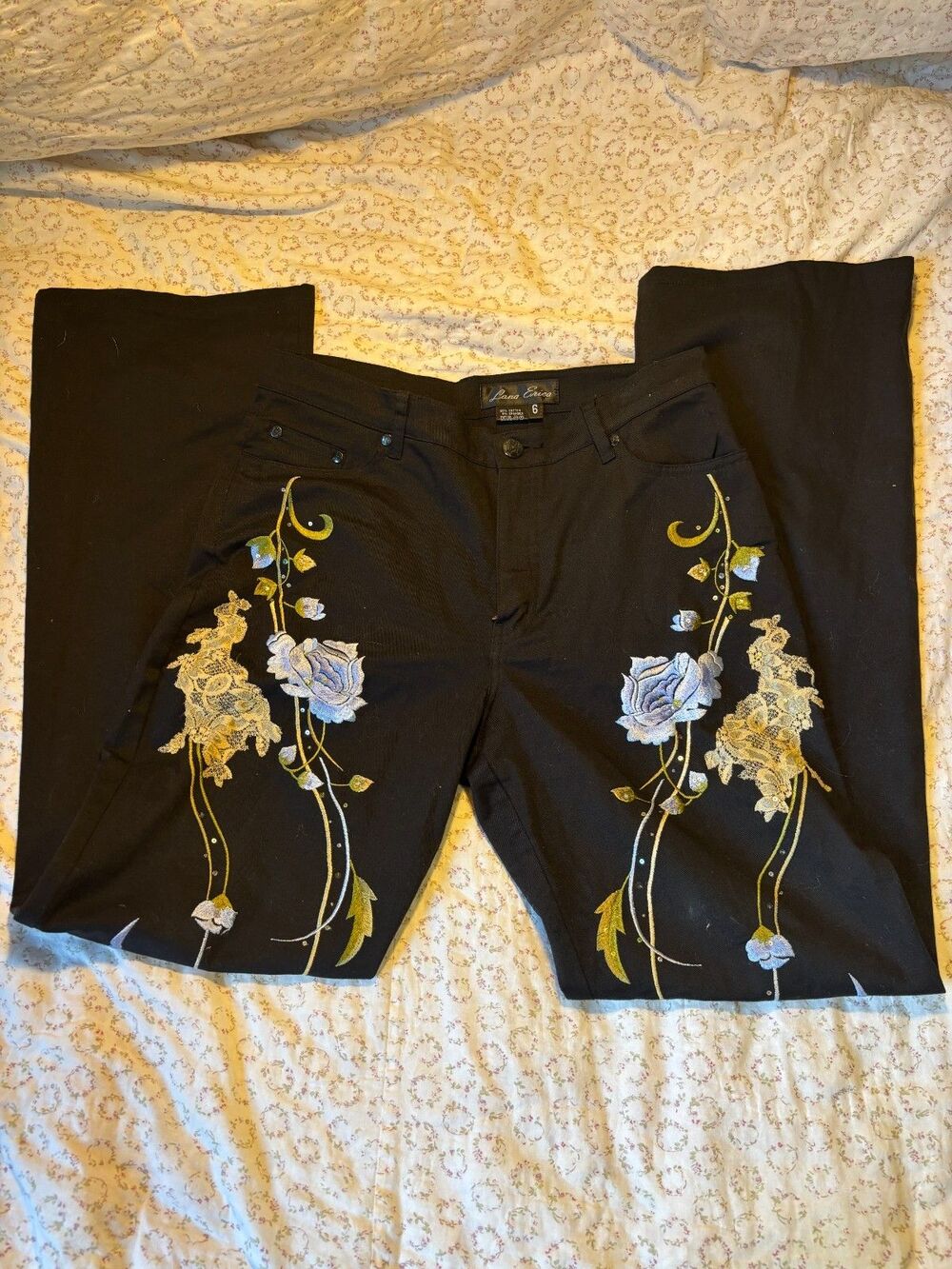 Lana Erica Black Embroidered Floral Lace Jeans Women Size 6